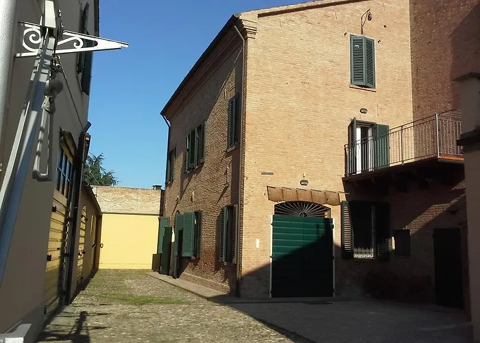 Le Stanze Sul Po B&B *