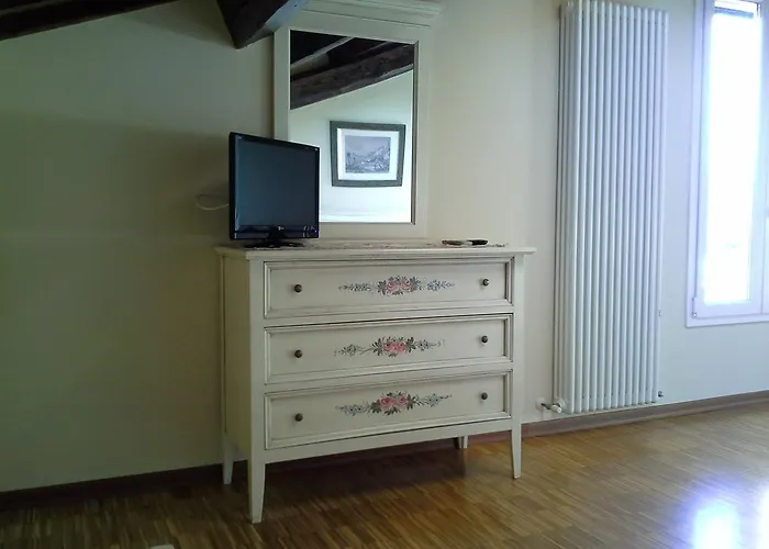 Le Stanze Sul Po B&B 페라라